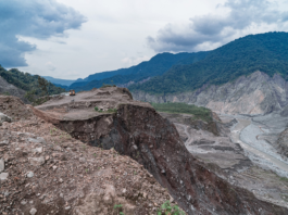 Ecuador enfrenta desafíos significativos que requieren atención inmediata y soluciones efectivas.