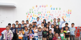 Almacenes Tía, reconocida cadena de supermercados, celebró recientemente la gran reapertura de su local en Bucay, reafirmando su compromiso con el desarrollo y bienestar de esta comunidad. En el marco de esta ocasión especial, la marca también se suma a los festejos por el 30.┬║ aniversario de la cantonización de Bucay, que se conmemora el próximo 9 de noviembre.