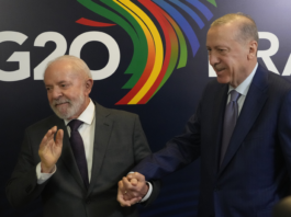 Este ataque ha complicado aún más las negociaciones sobre el contenido final del documento que se discutirá en la cumbre, particularmente en lo que respecta a la guerra desatada por la invasión rusa en febrero de 2022.