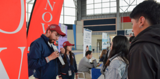 La Universidad Nacional de Chimborazo (UNACH) este viernes 13 de diciembre, llevó a cabo el primer encuentro internacional "UNACH Experience", un evento que permitió a la comunidad universitaria explorar diversas oportunidades de internacionalización y fortalecer su perspectiva global.