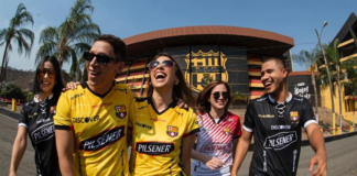 Barcelona Sporting Club, está listo para celebrar su centenario en el año 2025 y como parte de esta conmemoración histórica, ha presentado las nuevas camisetas que utilizará durante la próxima temporada.