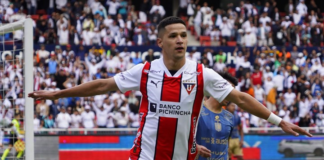 El delantero paraguayo ha dejado su marca en el fútbol ecuatoriano con una campaña que rozó la perfección: 35 goles en 45 partidos con Liga Deportiva Universitaria consolidándose como el máximo artillero de la LigaPro.