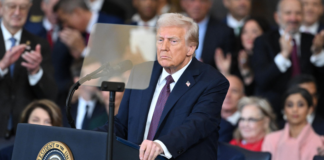 La política de deportaciones masivas anunciada por Donald Trump tras asumir su segundo mandato como presidente de Estados Unidos ha desatado preocupación entre la comunidad migrante ecuatoriana