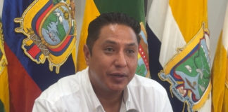 En una rueda de prensa ofrecida este lunes 13 de enero, Rubens ├ülvarez, capitán de aviación y delegado del Presidente de la República al Consejo de Planificación de la Amazonía, aseguró que trabajará para dar solución a todos los proyectos presentados por las autoridades, gremios y asociaciones de la región.