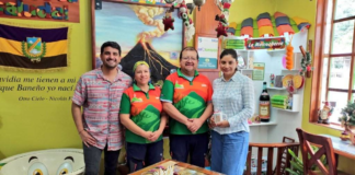 En una visita oficial a Baños de Agua Santa, la viceministra de Turismo, Silvana Ramírez, y el ministro de Deporte, José Jiménez, resaltaron la riqueza cultural, gastronómica y natural de este destino, como parte de una estrategia nacional para fomentar el uso positivo del tiempo libre en Ecuador.┬á