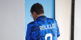 Hernán Darío Gómez, ha sido designado oficialmente como el nuevo director técnico de la selección nacional de El Salvador. Con 69 años de edad, el colombiano, asumirá las riendas de su sexta selección, y con las intenciones de perfilarse a la clasificación al Mundial de 2026.