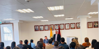La Dirección Provincial del Consejo de la Judicatura (CJ) de Bolívar en coordinación con la Escuela de la Función Judicial (EFJ) iniciaron una nueva fase de video conversatorios jurídicos gratuitos desde febrero de 2025 y se desarrollarán una vez al mes a través de la plataforma zoom.