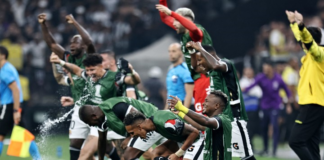 A pesar de caer 2-0 en la revancha disputada en Sao Paulo, la ventaja obtenida en la ida (3-0) le permitió al ídolo del Astillero avanzar con un global de 3-2. Lo hizo con garra, resistencia y jugando con un hombre menos desde el minuto 61, en una noche que terminó con la celebración de los ecuatorianos.