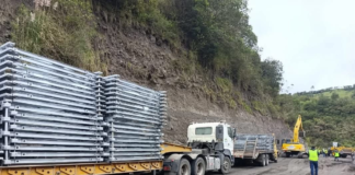 El cantón Penipe, dio un paso significativo hacia la mejora de su infraestructura vial con la llegada del segundo puente Bailey que será instalado en la vía Penipe-Bilbao-Baños.