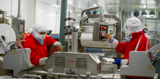La planta de embutidos de Pronaca obtiene la certificación FSSC 22000, un reconocimiento internacional que avala su Sistema de Gestión de Inocuidad y Calidad Alimentaria.