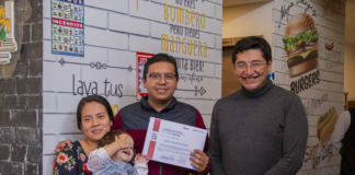 Con el objetivo de mejorar los servicios gastronómicos y fortalecer la promoción turística de Riobamba, la Asociación de Quioscos, Remolques y Anexos ha unido esfuerzos con la Dirección de Turismo del Municipio de Riobamba.
