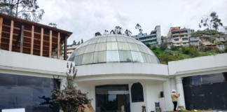 La Municipalidad de Ambato ha dado un paso significativo en la conservación de su patrimonio cultural con la firma del contrato para el mantenimiento y acondicionamiento de tres emblemáticos museos de la ciudad: el “Museo Ambatu” (La Matriz), el “Museo Pedro Porras” (La Liria ÔÇô Atocha) y el “Museo Etnográfico” (Pasa).