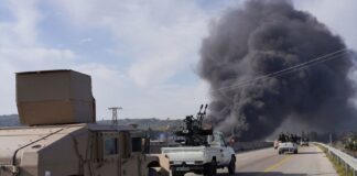 La reciente violencia en Siria ha dejado un saldo de cientos de muertes en lo que se ha convertido en uno de los peores brotes de violencia en el país en años. La situación se desató cuando enfrentamientos entre grupos leales al expresidente Bashar al Assad y las nuevas fuerzas gubernamentales se intensificaron, lo que resultó en matanzas comunales.
