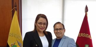 l Dr. Arturo Rojas Sánchez, Rector de la UEB, recibió en su despacho, el jueves 20 de marzo del 2025, la importante visita de la Dra. Karla Ladrón de Guevara Marín, representante de la Universidad Veracruzana de México, con la finalidad de establecer los lineamientos generales para la suscripción de un convenio de cooperación internacional entre las dos universidades fraternas.
