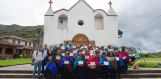 En un paso hacia la consolidación del turismo comunitario como motor económico y cultural, la comuna de La Moya, en la provincia de Chimborazo, ha reforzado su oferta turística con la implementación de una capacitación especializada en atención al cliente.