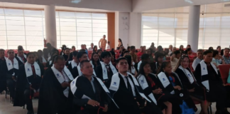 La Unidad Educativa Ecuador, reconocida por su modalidad 100 % virtual e intensiva, celebró la incorporación de su quinta promoción de bachilleres en un emotivo evento realizado en la ciudad de Tena, provincia de Napo.