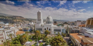El acelerado crecimiento urbano de Ambato ha impulsado un aumento sostenido en la solicitud de licencias de construcción, un proceso clave para garantizar que las nuevas edificaciones se desarrollen bajo normas técnicas, legales y ambientales adecuadas.