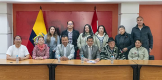 La Escuela Superior Politécnica de Chimborazo (ESPOCH) y la Fundación “Kawsayta Awashun” firmaron un convenio que promete transformar las comunidades rurales de Chimborazo.