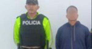 Mientras la Policía Nacional ejecutaba un operativo contra el narcotráfico en Riobamba, un giro inesperado sorprendió a los uniformados.