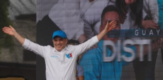 Luego de que se viralizara un video del asambleísta electo Ricardo Patiño hablando con Rafael Correa acerca de la dolarización, el legislador Adrián Castro, de ADN, señaló que las declaraciones en contra de la dolarización han causado temor a la ciudadanía.
