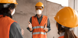 Garantizar un ambiente laboral seguro es un pilar fundamental para el desarrollo de cualquier empresa y el bienestar de sus colaboradores.
