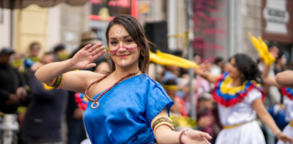 Este 24 de abril de 2025, con música, danza, tradición y un ambiente de fiesta académica, la Escuela Superior Politécnica de Chimborazo (ESPOCH) dio inicio a la celebración de sus 53 años de vida institucional con un vibrante pregón lleno de identidad cultural y espíritu universitario.