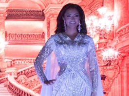 La elección de la Reina San Pedro de Riobamba se llevó a cabo la noche del 12 de abril en el coliseo Teodoro Gallegos Borja, con la presencia de simpatizantes, familiares y amigos de las siete candidatas participantes.