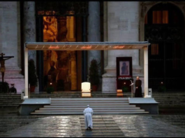 El papa Francisco falleció este lunes 21 de abril de 2025 a los 88 años, en la residencia de la Casa Santa Marta, en el Vaticano. El anuncio fue realizado por el camarlengo, el cardenal Kevin Joseph Farrel, quien destacó que el pontífice dedicó su vida al servicio de la Iglesia y a los más necesitados.