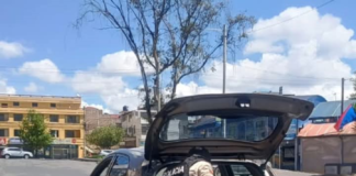 La Policía Nacional llevó a cabo un operativo focalizado el 21 de abril como parte de su estrategia “Ciudad Segura”. Este operativo, realizado en diferentes puntos de la ciudad y áreas circundantes, estuvo dirigido a prevenir delitos específicos como el robo de autopartes, el consumo de alcohol en la vía pública y el porte ilegal de armas.