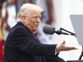 La Cámara de Comercio de Estados Unidos en Ecuador (AmCham Ecuador) y la Federación Ecuatoriana de Exportadores (Fedexpor) expresaron su preocupación ante la reciente imposición de un arancel del 10% a los productos ecuatorianos por parte del gobierno de Estados Unidos.