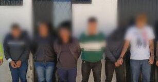 Siete hombres fueron sentenciados entre 50 y 70 meses de prisión, tras ser declarados culpables del delito de robo agravado en un domicilio del norte de Riobamba.