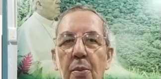 Mons. Rafael Cob García, Obispo de Puyo y presidente de la Red Eclesial Panamazónica (REPAM), viajará la próxima semana a Roma para recibir un reconocimiento internacional por su destacada labor en la protección de la naturaleza y los derechos de los pueblos amazónicos, en línea con la Encíclica Laudato SiÔÇÖ del Papa Francisco.