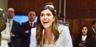 Valentina Centeno continuará al frente de la bancada de Acción Democrática Nacional (ADN) en la Asamblea Nacional, tras ser ratificada como jefa del bloque legislativo por el presidente de la República, Daniel Noboa. La decisión cuenta con el respaldo unánime de los asambleístas electos para el nuevo periodo legislativo 2025ÔÇô2029.