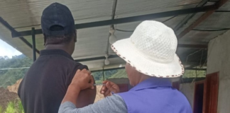 El Ministerio de Salud Pública (MSP) reporta 424 casos de leptospirosis en Ecuador hasta la semana epidemiológica 18 de 2025, una cifra que confirma el aumento sostenido de esta enfermedad zoonótica y que se volvió conocida por la muerte de ocho niños en Taisha.┬á