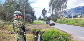 Durante un patrullaje de control hidrocarburífero en el cantón Guano, provincia de Chimborazo, personal del Ejército Ecuatoriano logró frustrar un intento de robo de combustible.