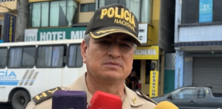 Ante el incremento de hechos violentos en la provincia de Pastaza, la Policía Nacional ha intensificado los operativos de control en zonas estratégicas de la ciudad, especialmente en hoteles del centro, el terminal terrestre y vías de ingreso y salida, con el objetivo de prevenir actos delictivos y fortalecer la seguridad ciudadana.