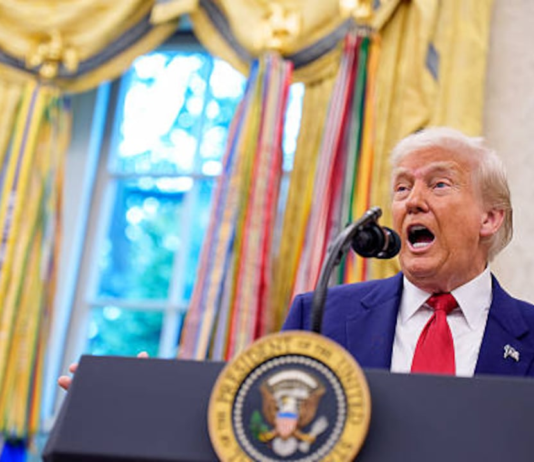 Las tensiones entre el presidente de Estados Unidos, Donald Trump, y el empresario Elon Musk se intensificaron este jueves, luego de un intercambio de declaraciones que ha captado la atención tanto de la opinión pública como de analistas políticos.