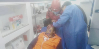 Un violento asalto tuvo lugar, la tarde del 25 de julio en el cantón Chambo, cuando un hombre fue atacado tras retirar una significativa suma de dinero, el hecho, ocurrido cerca del Subcentro de Salud local, dejó a la víctima con heridas y desató una serie de reacciones entre los residentes de la zona, que han manifestado su preocupación por la creciente inseguridad.