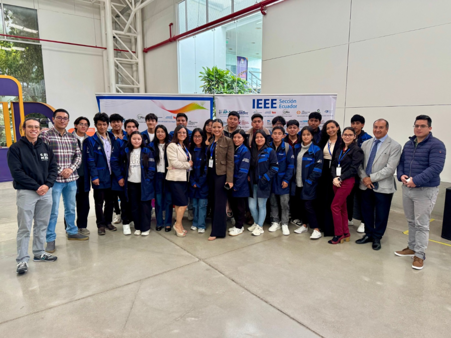 La Universidad Tecnológica Indoamérica, en su Campus Tecnológico de Santa Rosa en Ambato, fue la sede del evento “TEMS Innovation Week ÔÇô Alianzas que Transforman”, un encuentro académico y tecnológico de alto nivel que se desarrolló del 9 al 11 de julio de 2025.