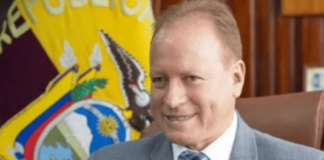 El Pleno del Tribunal Contencioso Electoral (TCE) ratificó este viernes 18 de julio la remoción del alcalde de Loja, tras resolver la consulta presentada por el funcionario. En junio inició un proceso contra el alcalde tras un supuesto incumplimiento de disposiciones previstas en el Cootad.