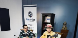 Desde Riobamba, el cantautor James EC ha lanzado su nuevo sencillo “┬┐Dónde Estás Clara?”, una obra visceral, honesta y de emociones contenidas que se potencia en cada riff de guitarra.