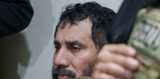Alexei Schacht, abogado de Adolfo Macías Villamar, alias ÔÇÿFitoÔÇÖ, advirtió que las autoridades cambiaron de celda a su defendido luego de que aceptó ser extraditado a Estados Unidos. El jurista estadounidense, a cargo de la defensa del cabecilla de Los Choneros, aseguró que teme por su vida.