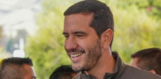 El mandatario Daniel Noboa difundió el decreto 104, este viernes 15 de agosto de 2025. En el oficio, designó a Roberto Luque como nuevo ministro encargado de Vivienda.