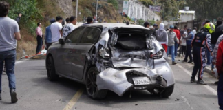 La Federación Ecuatoriana de Automovilismo y Kartismo (FEDAK) anunció este jueves la cancelación definitiva de la 46.┬¬ edición de la Vuelta a la República, tras el trágico accidente ocurrido durante la tercera etapa de la competencia, en el sector de Aguaján, provincia de Tungurahua.