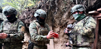 En el sector Cayo de Hueso, en el cantón Chillanes, provincia de Bolívar, se ejecutó un importante operativo militar para frenar la minería ilegal que afecta al medio ambiente y a las comunidades locales. La acción fue liderada por la Brigada de Caballería N.┬░ 11 “Galápagos” en coordinación con la Agencia de Regulación y Control Minero (ARCOM).