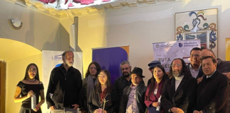 Con gran éxito se llevó a cabo el V Recital Poético Musical Itinerante, en la emblemática Casa de los Marqueses de Latacunga. Este evento cultural, organizado por la Universidad Indoamérica ÔÇô Sede Latacunga y la Dirección de Cultura y Patrimonio del Gobierno Descentralizado Municipal de Latacunga, contó con la coordinación académica y administrativa del poeta Giovanny Rubio.