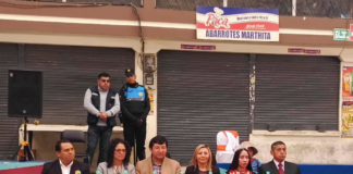 Este martes 19 de agosto, la ciudad de Riobamba marcó un precedente nacional al inaugurar en el mercado Santa Rosa, el primer espacio con promotores nutricionales, iniciativa impulsada por el Municipio con el propósito de fortalecer los hábitos de alimentación saludable entre la población.