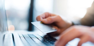 Aunque la digitalización de los pagos avanza a paso firme en Europa y América Latina, millones de personas siguen sin poder elegir cómo pagar. Así lo revela el nuevo informe de Nuek, compañía tecnológica especializada en infraestructura de pagos de Minsait (Indra Group), que identifica las principales brechas que aún frenan una experiencia financiera verdaderamente universal, segura y sin fricciones.