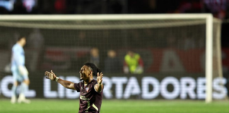 Liga Deportiva Universitaria de Quito volvió a escribir una página dorada en la historia del fútbol ecuatoriano.