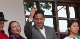 El prefecto de Chimborazo, Hermel Tayupanda, quedó políticamente inhabilitado por 3 meses, tras la resolución del Tribunal Contencioso Electoral (TCE), que ratificó la sanción en su contra por infracción electoral grave.